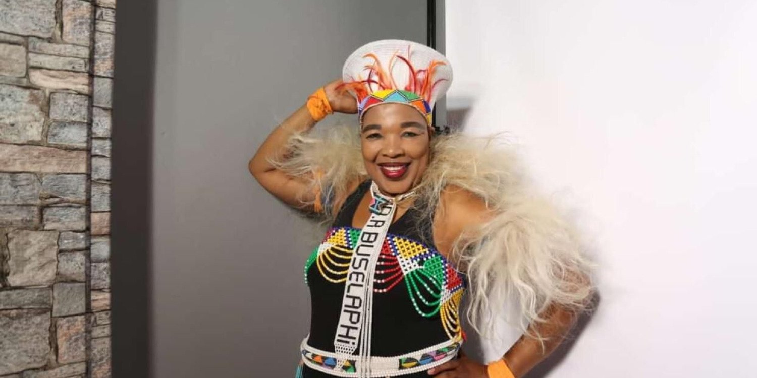 Dr Buselaphi Gxowa Foundation Honouring Onomehlo